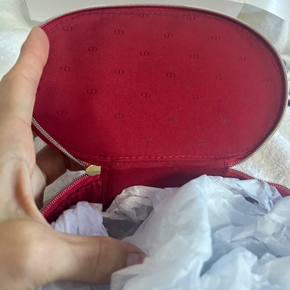 Dior Beauty Glossy Red Cosmetic Case with Box - Picture 3 of 9